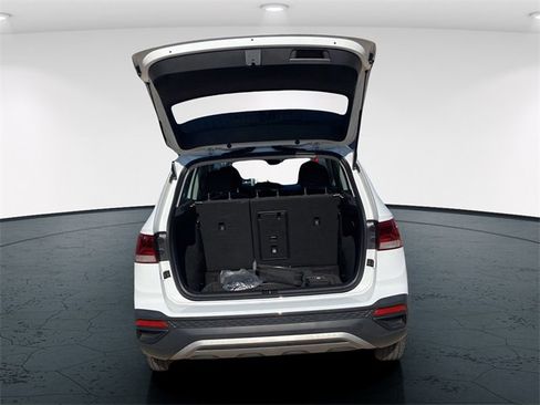 Used 2023 Volkswagen Taos S image 14