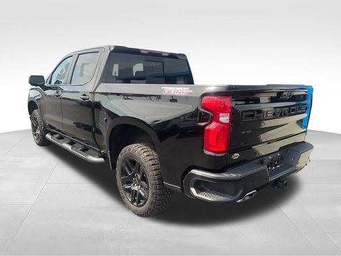 Used 2025 Chevrolet Silverado 1500 LT Trail Boss w/ LT Trail Boss Premium Package AWD/4WD image 6