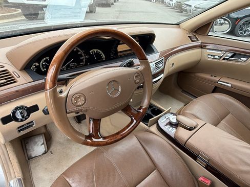 Used 2009 Mercedes-Benz S 550 4MATIC image 25