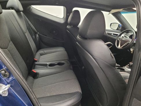 Used 2016 Hyundai Veloster w/ Option Group 02 FWD image 19