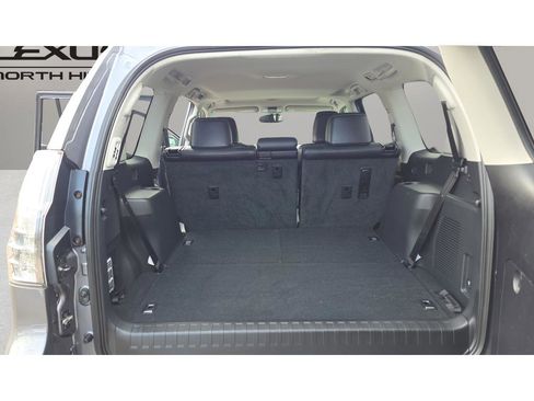 Used 2016 Lexus GX 460 Luxury image 19