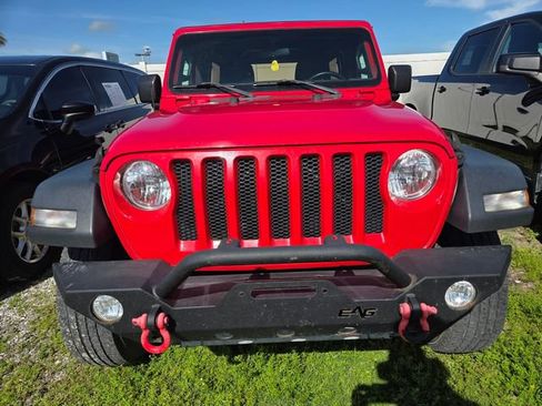 Used 2018 Jeep Wrangler Unlimited Sport S AWD/4WD image 6