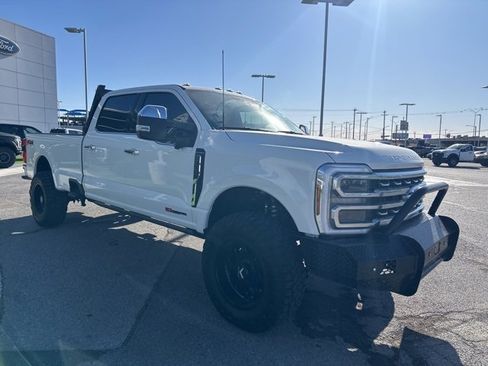 Used 2024 Ford F350 Platinum w/ FX4 Off-Road Package image 3