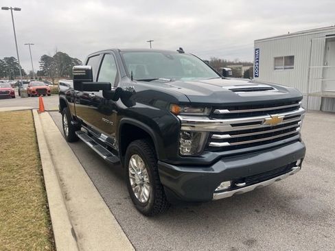 Used 2020 Chevrolet Silverado 2500 High Country w/ Z71 Off-Road Package image 3