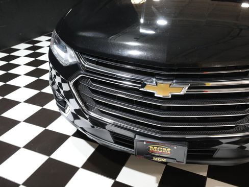 Used 2018 Chevrolet Traverse LT AWD/4WD image 12