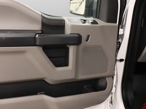 Used 2020 Ford F150 XL w/ Equipment Group 101A Mid RWD image 22