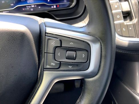 Used 2024 Chevrolet Tahoe Z71 AWD/4WD image 25