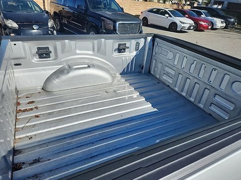 Used 2019 Ford F150 Lariat image 12