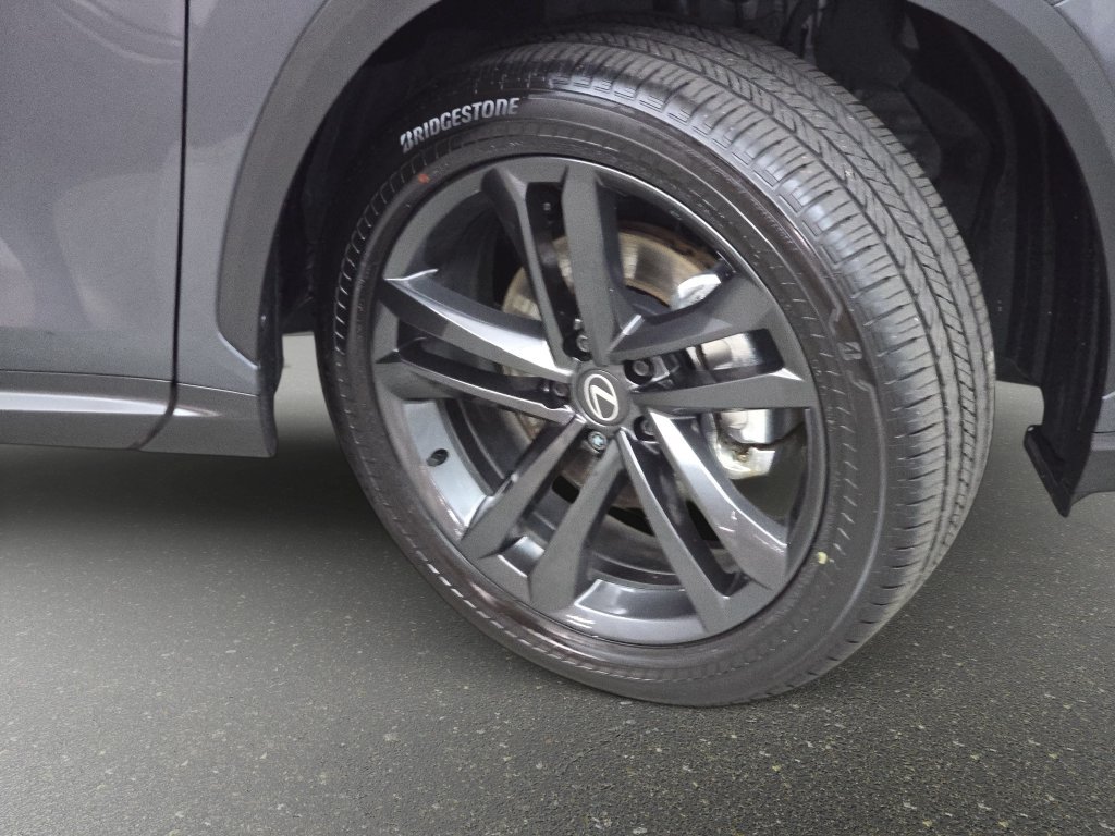 Used 2026 Lexus NX 450h+ AWD w/ Accessory Package (Z2) image 29
