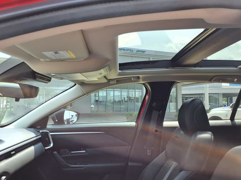 Used 2024 MAZDA CX-50 AWD 2.5 S w/ Premium Package image 31