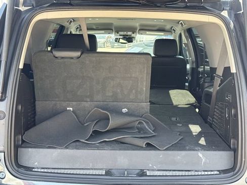 Used 2019 Chevrolet Tahoe LT w/ Texas Edition Package RWD image 35
