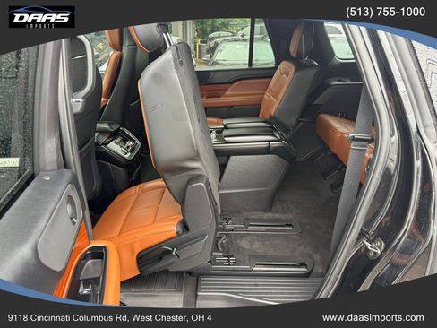 Used 2018 Lincoln Navigator L Reserve w/ Technology Package AWD/4WD image 37