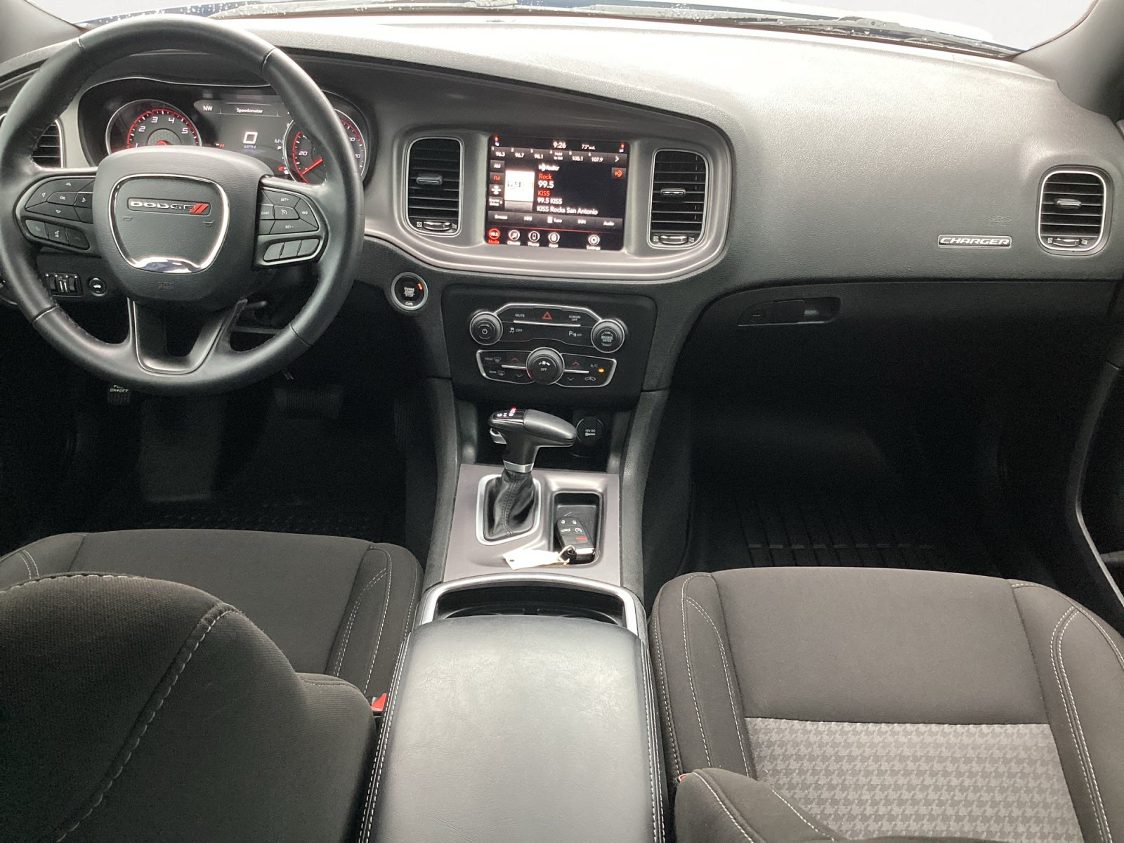 Used 2023 Dodge Charger SXT RWD image 4