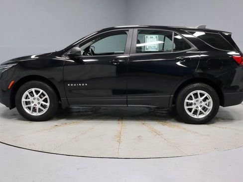 Used 2024 Chevrolet Equinox LS AWD/4WD image 7