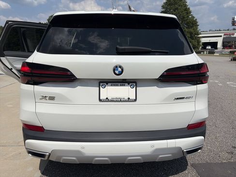 Used 2024 BMW X5 xDrive40i w/ Premium Package AWD/4WD image 12