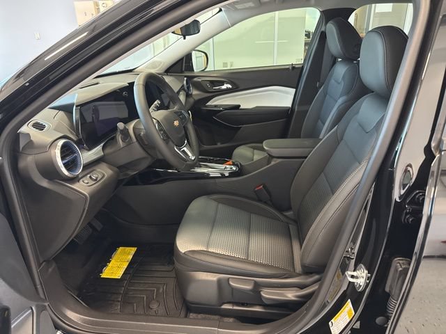 New 2026 Chevrolet Trax LT w/ Driver Confidence Package FWD image 12
