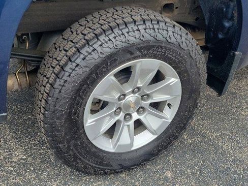 Used 2022 Chevrolet Silverado 1500 LT image 4