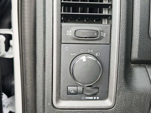 Certified 2022 RAM 1500 Tradesman w/ Popular Equipment Group image 29