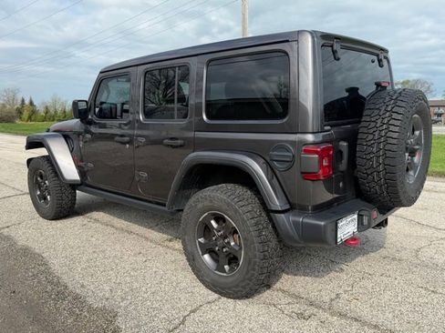 Used 2019 Jeep Wrangler Unlimited Rubicon w/ Advanced Safety Group AWD/4WD image 7