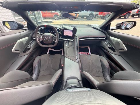 Used 2020 Chevrolet Corvette Stingray Premium Conv w/ 3LT Preferred Equipment Group RWD image 39