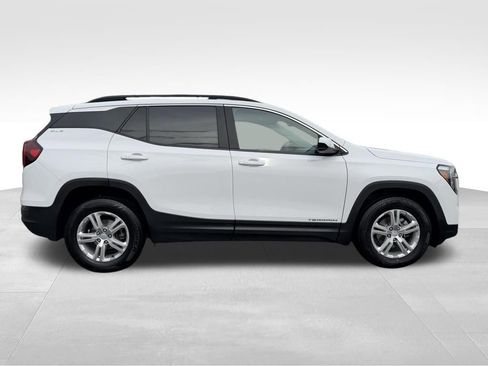 Used 2022 GMC Terrain SLE w/ Driver Convenience Package AWD/4WD image 19