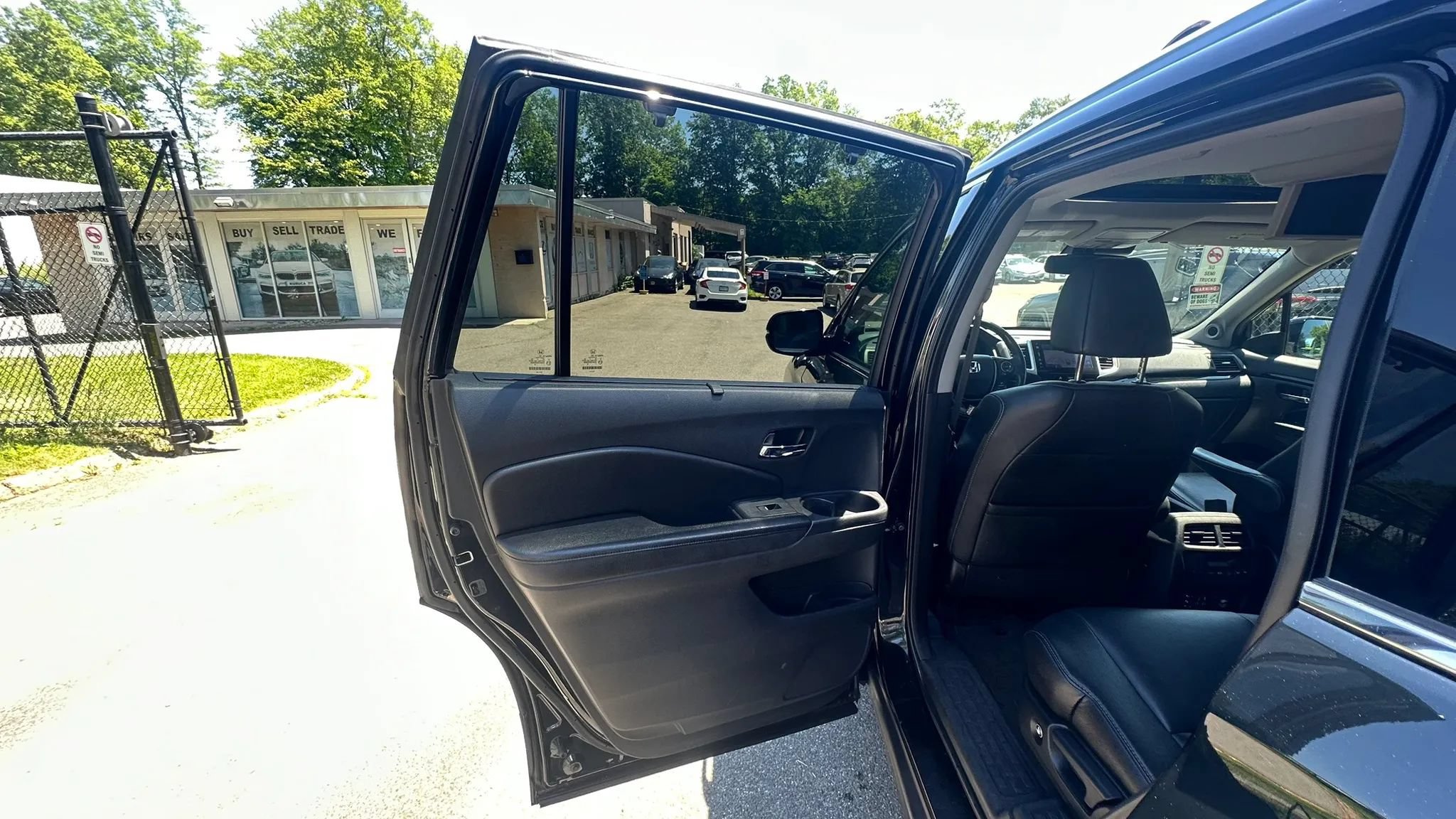Used 2016 Honda Pilot Touring image 31