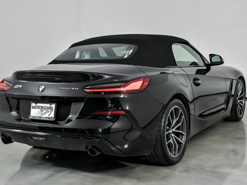 Used 2022 BMW Z4 sDrive30i image 12