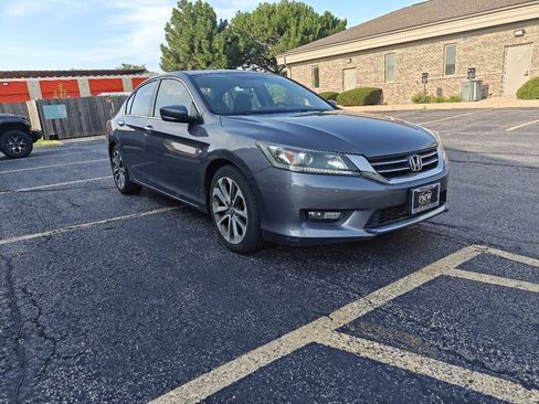 Used 2015 Honda Accord Sport image 7