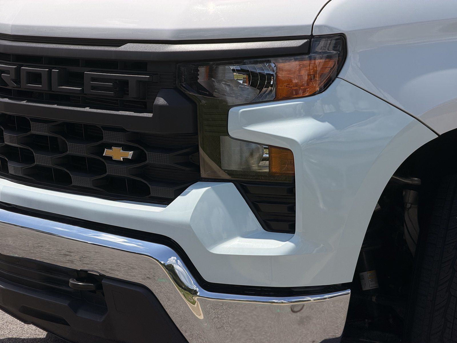 Used 2025 Chevrolet Silverado 1500 W/T RWD image 8