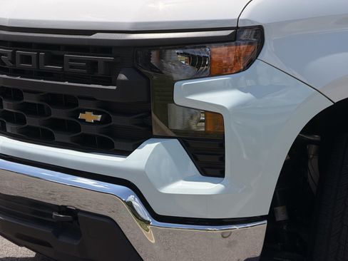 Used 2025 Chevrolet Silverado 1500 W/T RWD image 8
