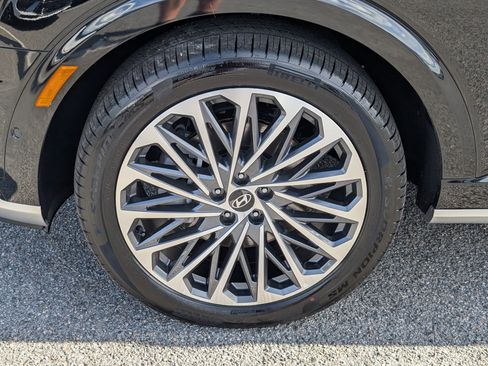 New 2026 Hyundai Palisade Calligraphy FWD image 13