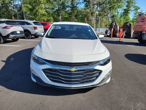 Used 2021 Chevrolet Malibu LT FWD image 5