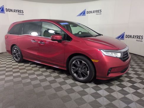 Certified 2024 Honda Odyssey Elite image 18