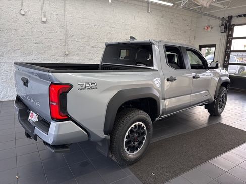 New 2026 Toyota Tacoma TRD Off-Road image 8