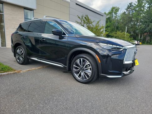 Used 2026 INFINITI QX60 Luxe w/ Cargo Package AWD/4WD image 9