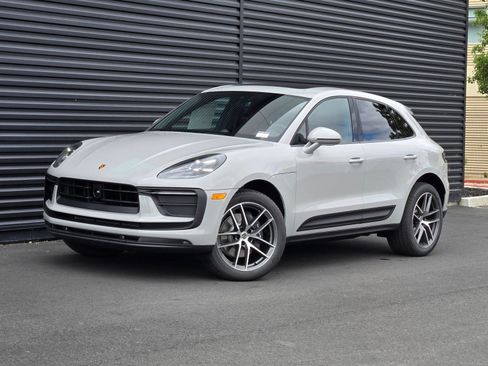 New 2026 Porsche Macan AWD/4WD image 1