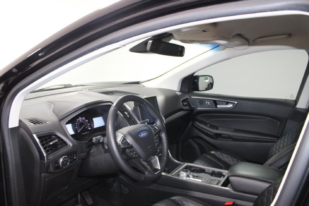 Used 2024 Ford Edge Titanium AWD/4WD image 22