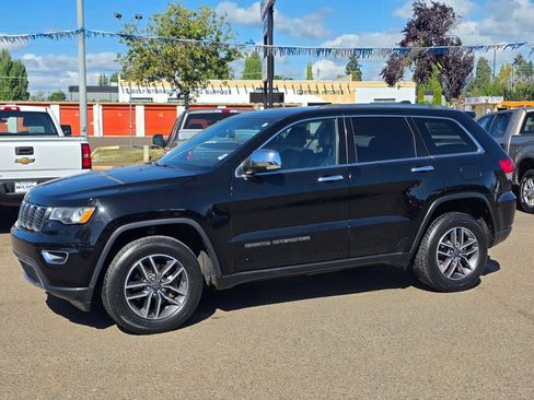 Used 2019 Jeep Grand Cherokee Limited AWD/4WD image 27