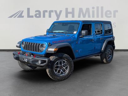 New 2025 Jeep Wrangler Unlimited Rubicon w/ Steel Bumper Group
