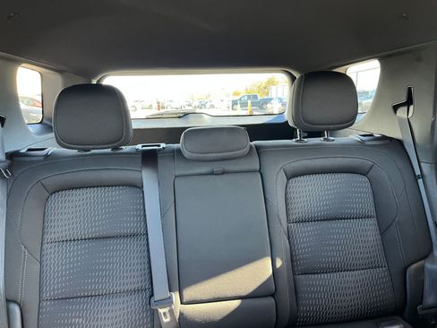 Used 2025 Chevrolet Equinox LT image 37