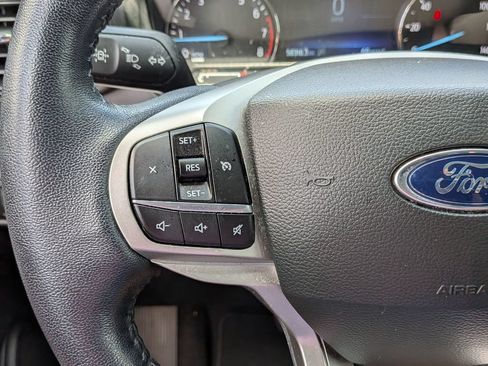 Used 2021 Ford Explorer XLT AWD/4WD image 20