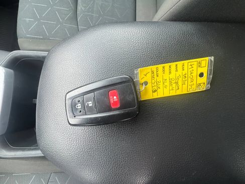 Used 2024 Toyota RAV4 XLE w/ Weather Package AWD/4WD image 30