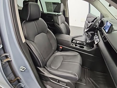 Used 2023 Honda Pilot Elite image 44
