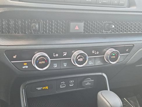 Certified 2024 Honda CR-V EX image 21