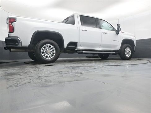 Used 2024 Chevrolet Silverado 2500 LTZ w/ LTZ Convenience Package image 41