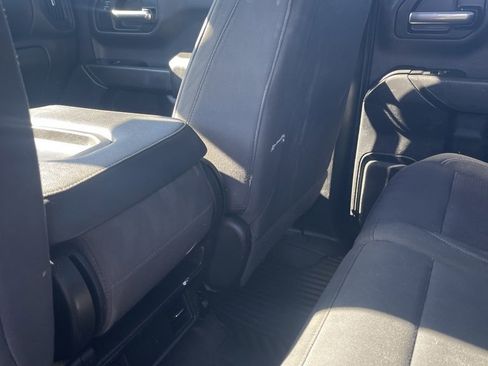 Used 2019 Chevrolet Silverado 1500 Custom Trail Boss w/ Custom Convenience Package image 12