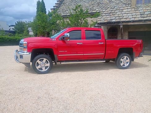 Used 2015 Chevrolet Silverado 2500 LTZ w/ LTZ Plus Package AWD/4WD image 8