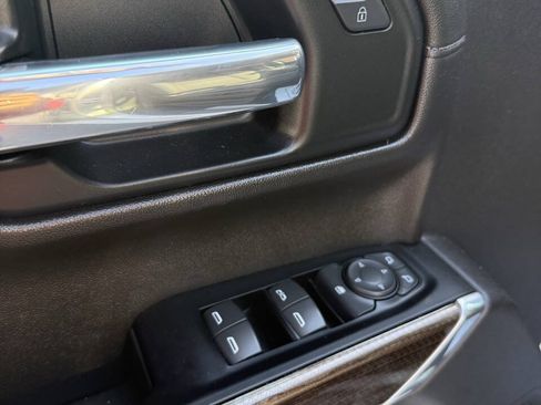 Used 2019 Chevrolet Silverado 1500 LT w/ All-Star Edition AWD/4WD image 10