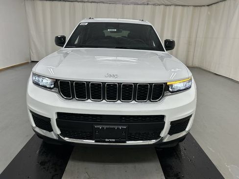 New 2026 Jeep Grand Cherokee L 4WD image 3