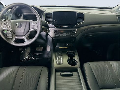 Used 2022 Honda Passport TrailSport image 18